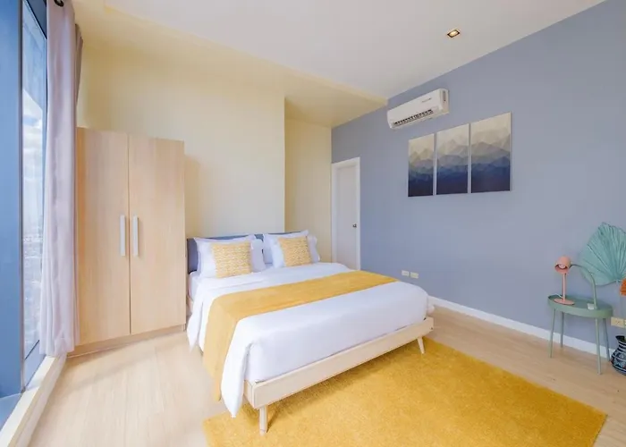 Stayhere 3br Penthouse Knightsbridge Makati Apartment