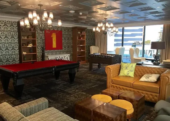 Stayhere 3br Penthouse Knightsbridge Makati * Manila