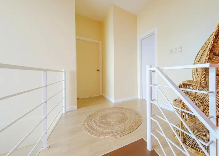Stayhere 3br Penthouse Knightsbridge Makati Apartment
