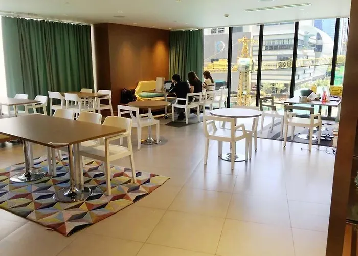 Stayhere 3br Penthouse Knightsbridge Makati Apartment *
