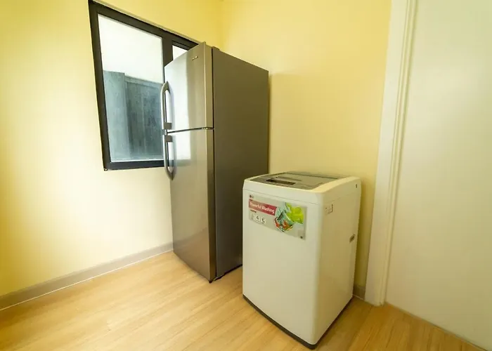 Stayhere 3br Penthouse Knightsbridge Makati Apartment *